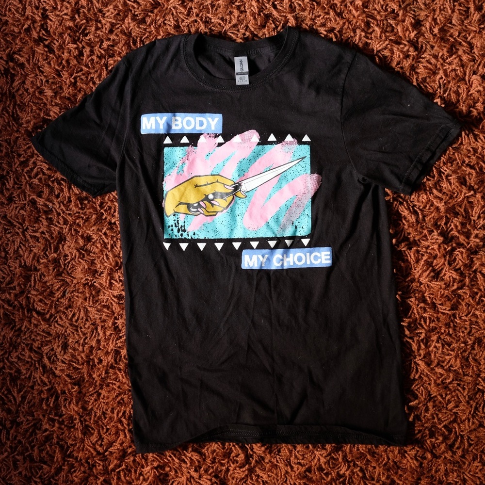 My Body My Choice Knife Tee Size Small